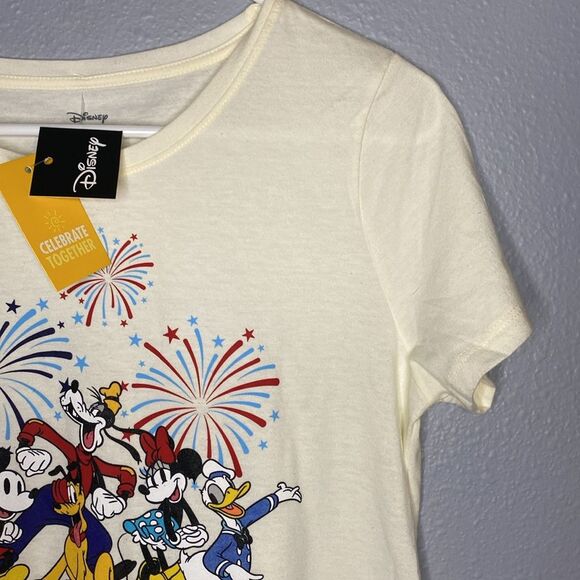 NWT New Disney Mickey Minnie Mouse Donald Duck Disneyland Short Sleeve TShirt - Picture 2 of 8